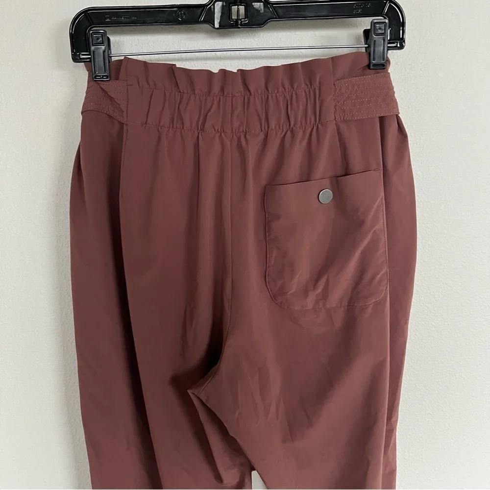 Athleta Skyline Pant II Hearth Rose Activewear Casual Women’s 14